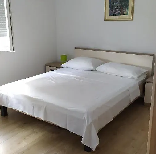 Apartment Mer Apartment *